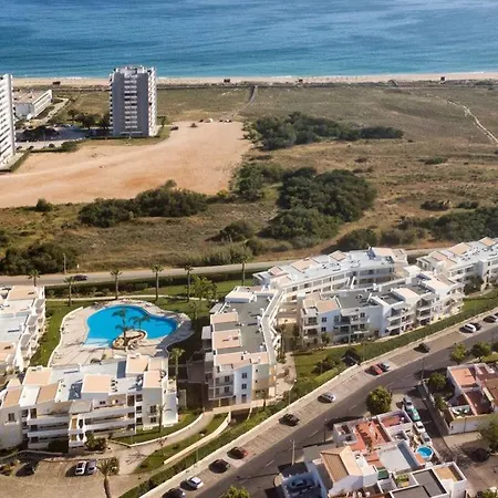 7 - & Pool Apartment *